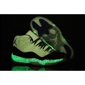 chaussure jordan lumineuse 11 concord éléphant